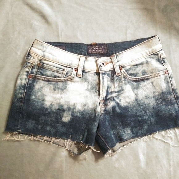 Lucky Brand Women's Cut-Off Denim Shorts - Picture 1 of 5